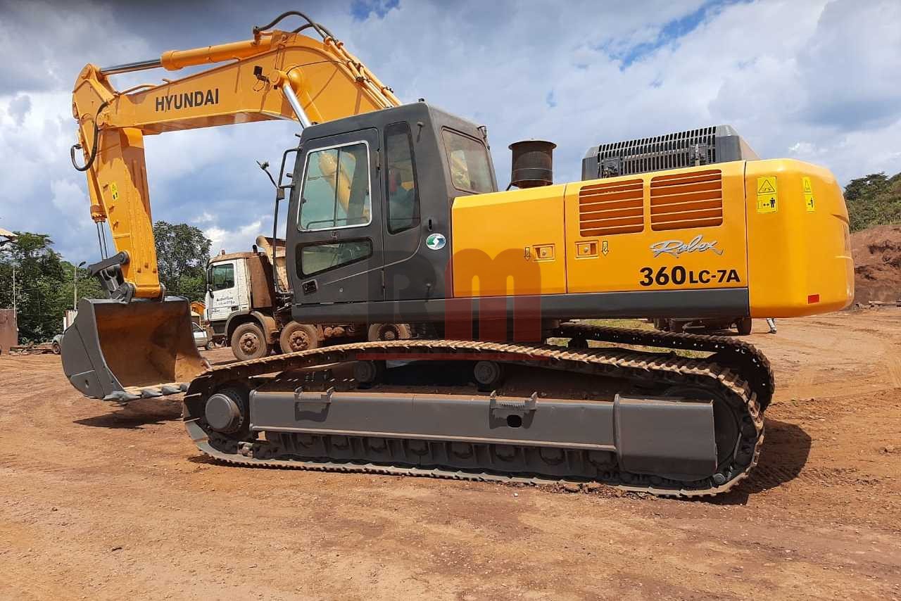 HYUNDAI R360 2011