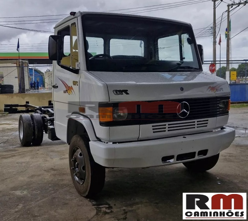 Mercedes benz 710 2001