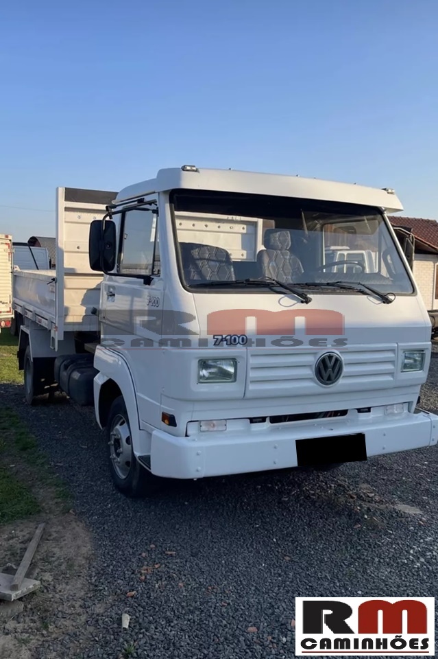 Volkswagen 7.100 1997