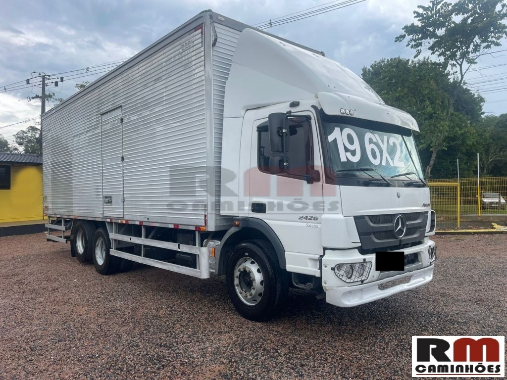 MERCEDES-BENZ ATEGO 2426 6X2 2019