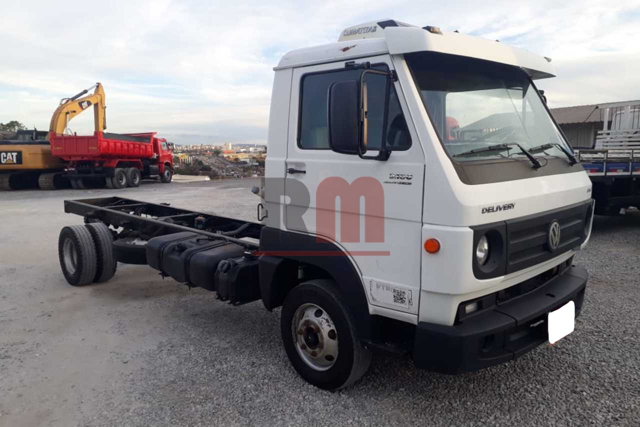 VOLKSWAGEN 9 150 2013