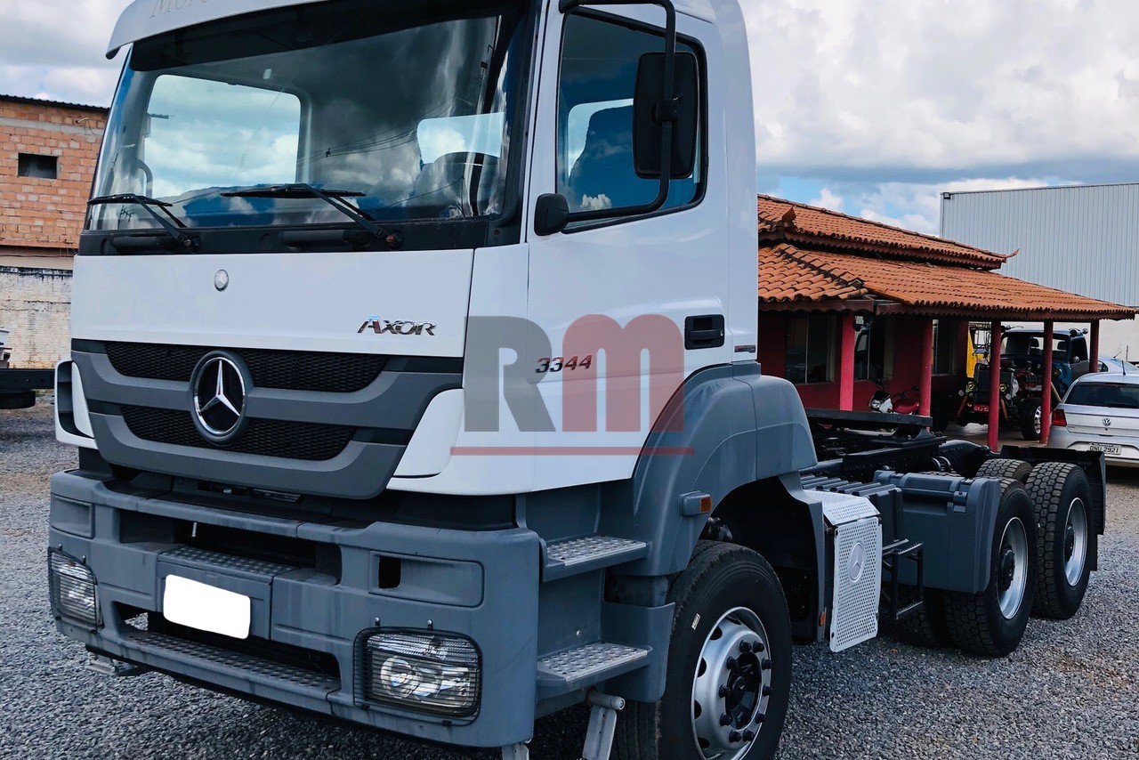 MERCEDES BENZ MB3344 2012